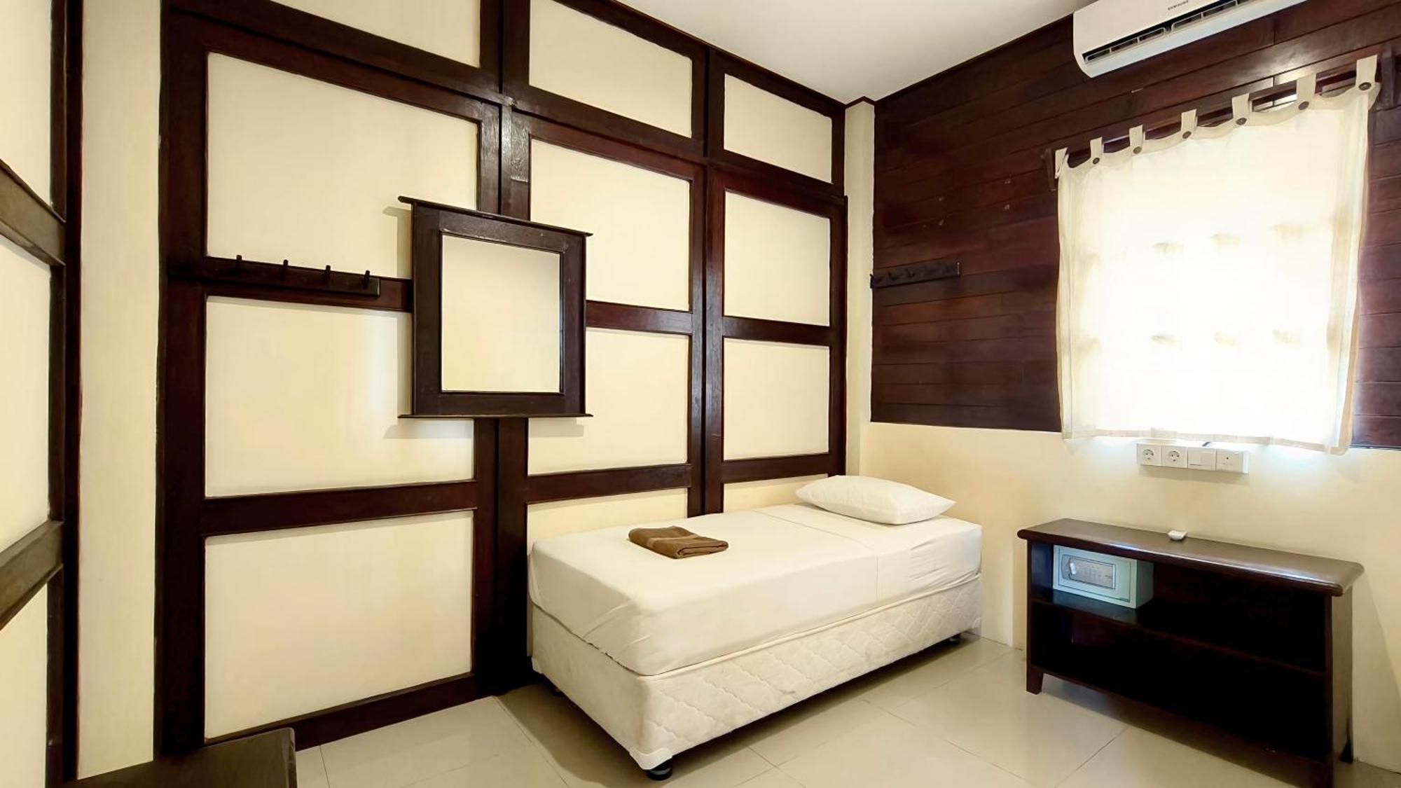 Gili Buana Hostel กิลิไอร์ ภายนอก รูปภาพ