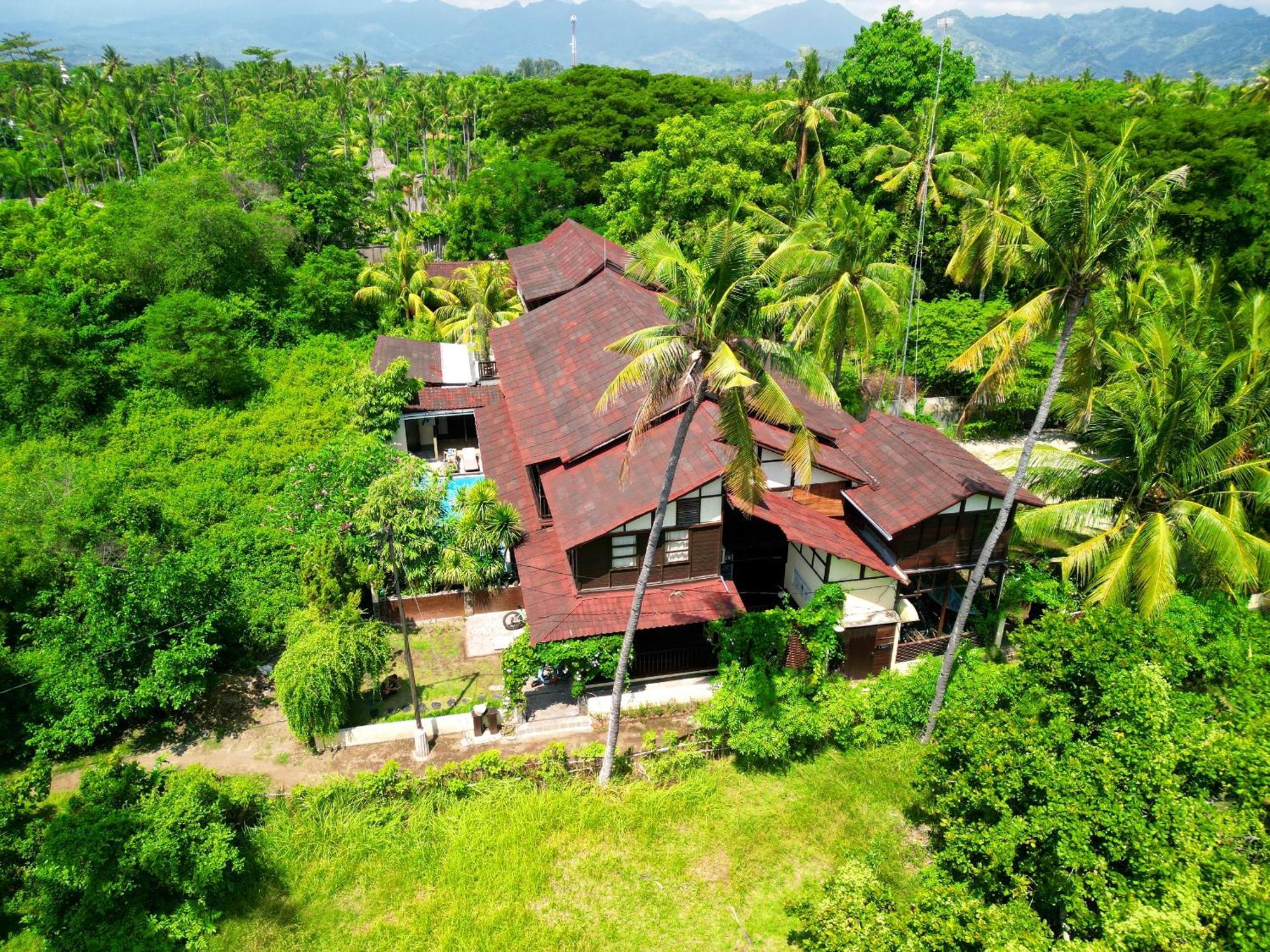 Gili Buana Hostel กิลิไอร์ ภายนอก รูปภาพ